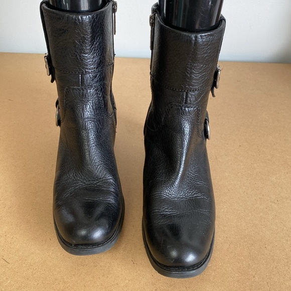 Harley Davidson Boots. Size 7.5. Black with Logo Details - Picture 2 of 11